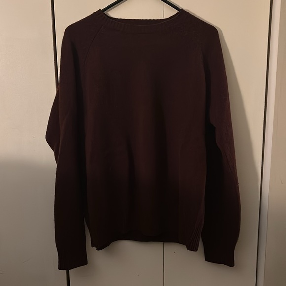 🍷 J. Crew Lambswool Crewneck Sweater - Picture 3 of 5